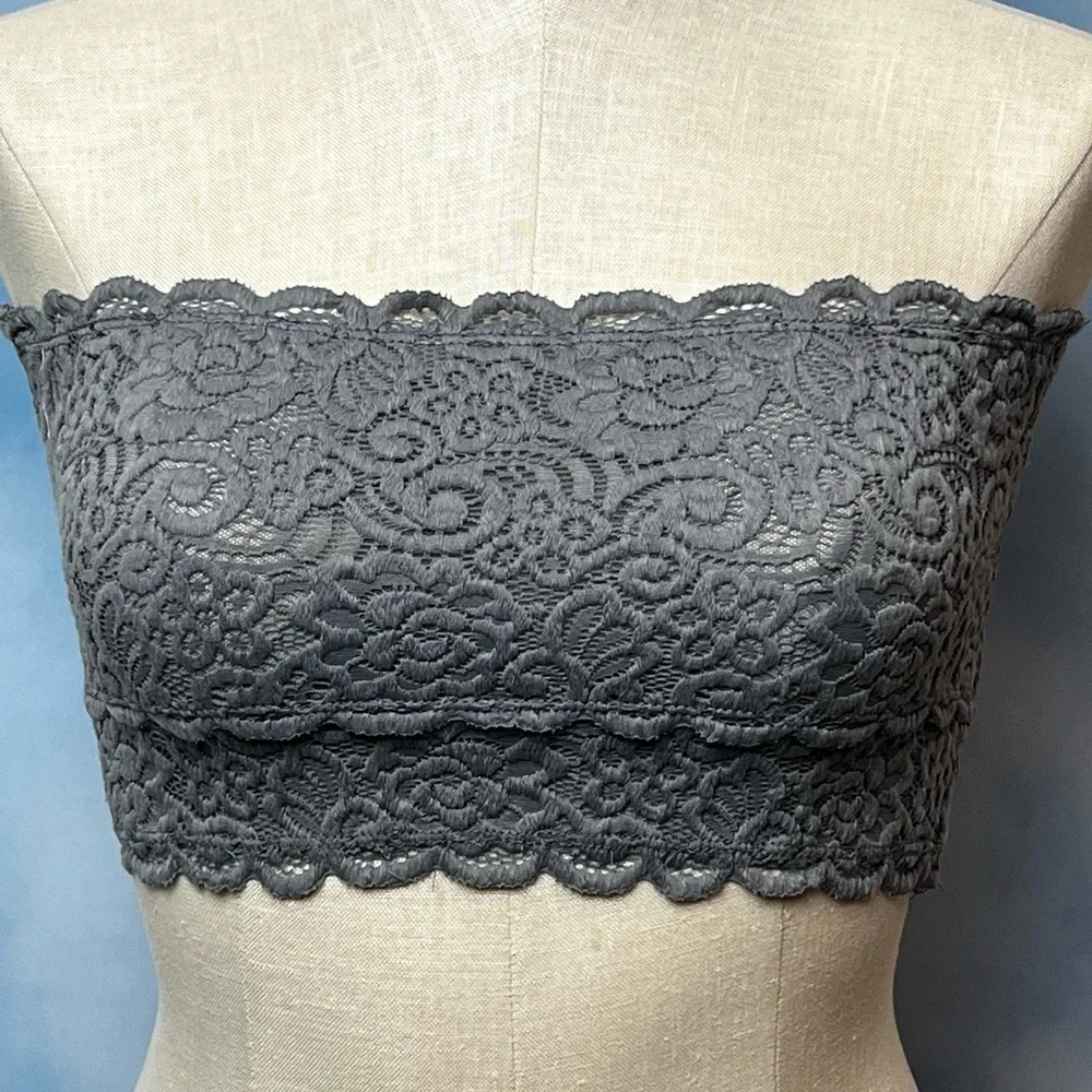 Strapless Bralette beautiful lace Size Small - Picture 4 of 6